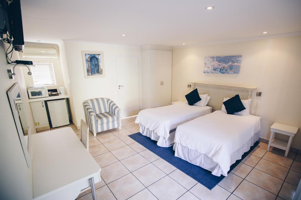 Santorini Guesthouse East London Exteriér fotografie